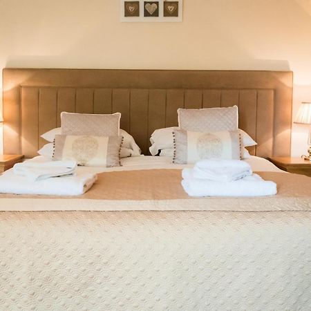 The Granary With Hot Tub Villa Forgandenny Bagian luar foto