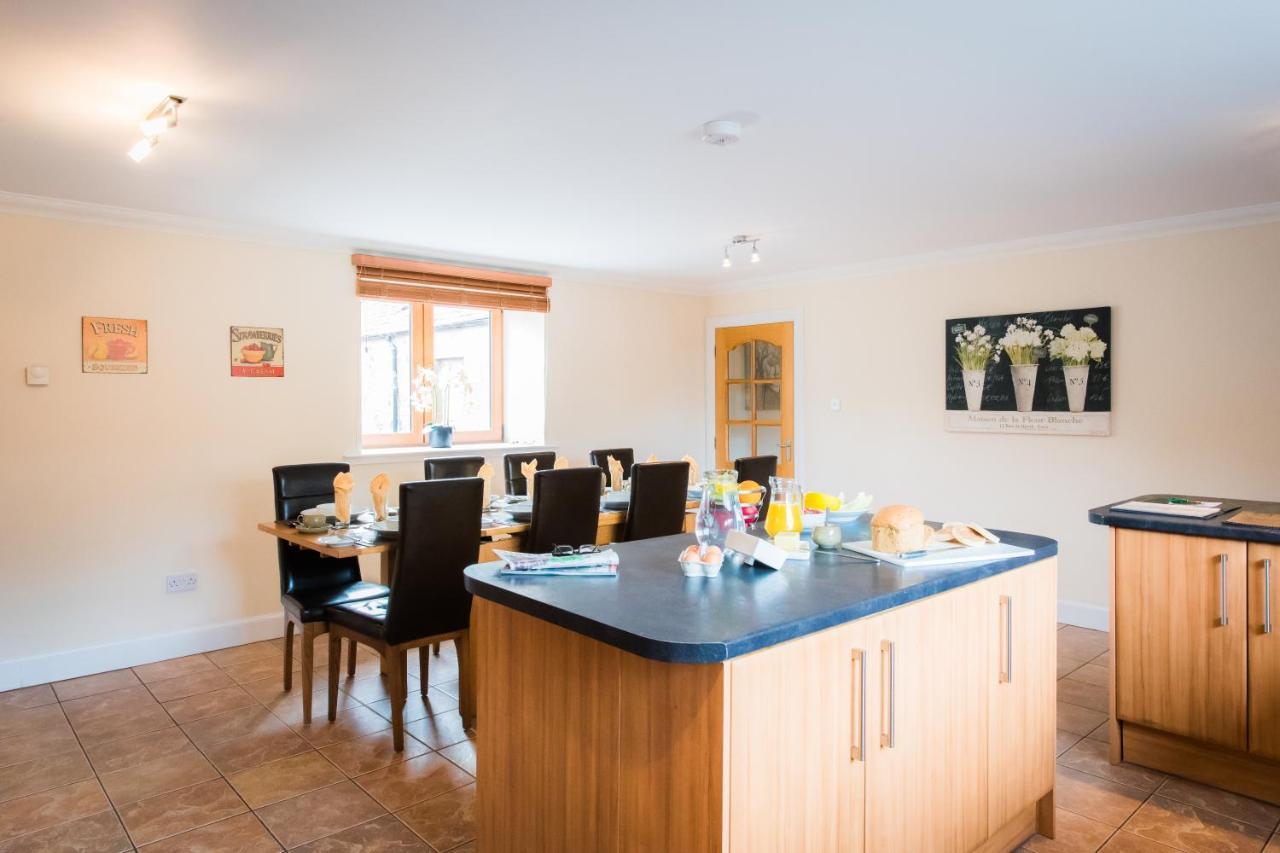 The Granary With Hot Tub Villa Forgandenny Bagian luar foto
