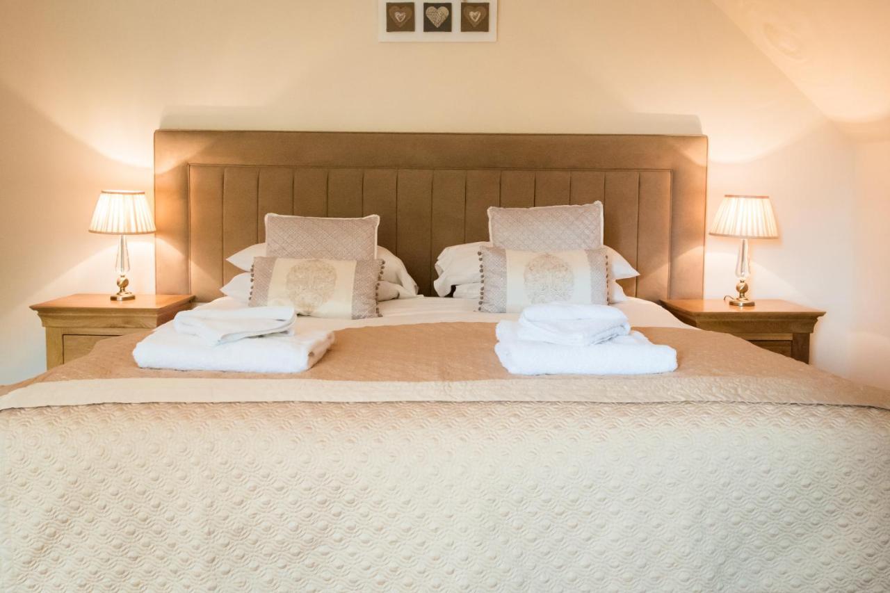 The Granary With Hot Tub Villa Forgandenny Bagian luar foto